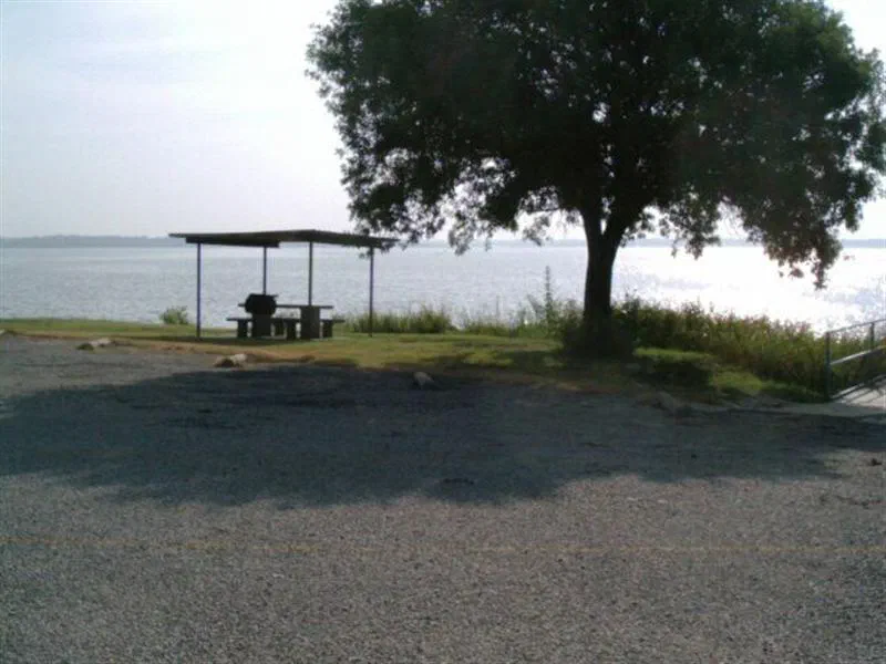 Close to public parks